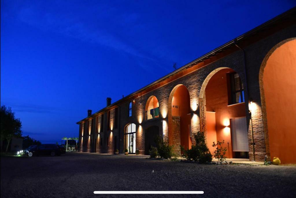 Agriturismo Mascudiera Fiorenzuola d'Arda Ngoại thất bức ảnh
